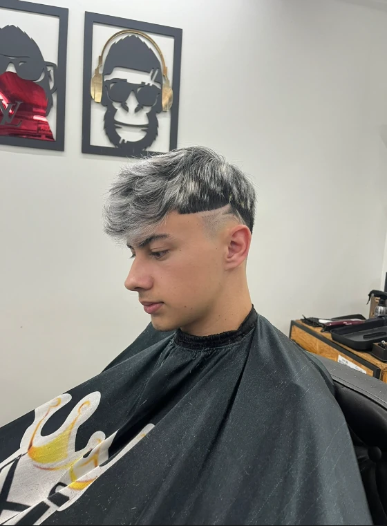 Trabalho de corte e estilo realizado na MB Company Men